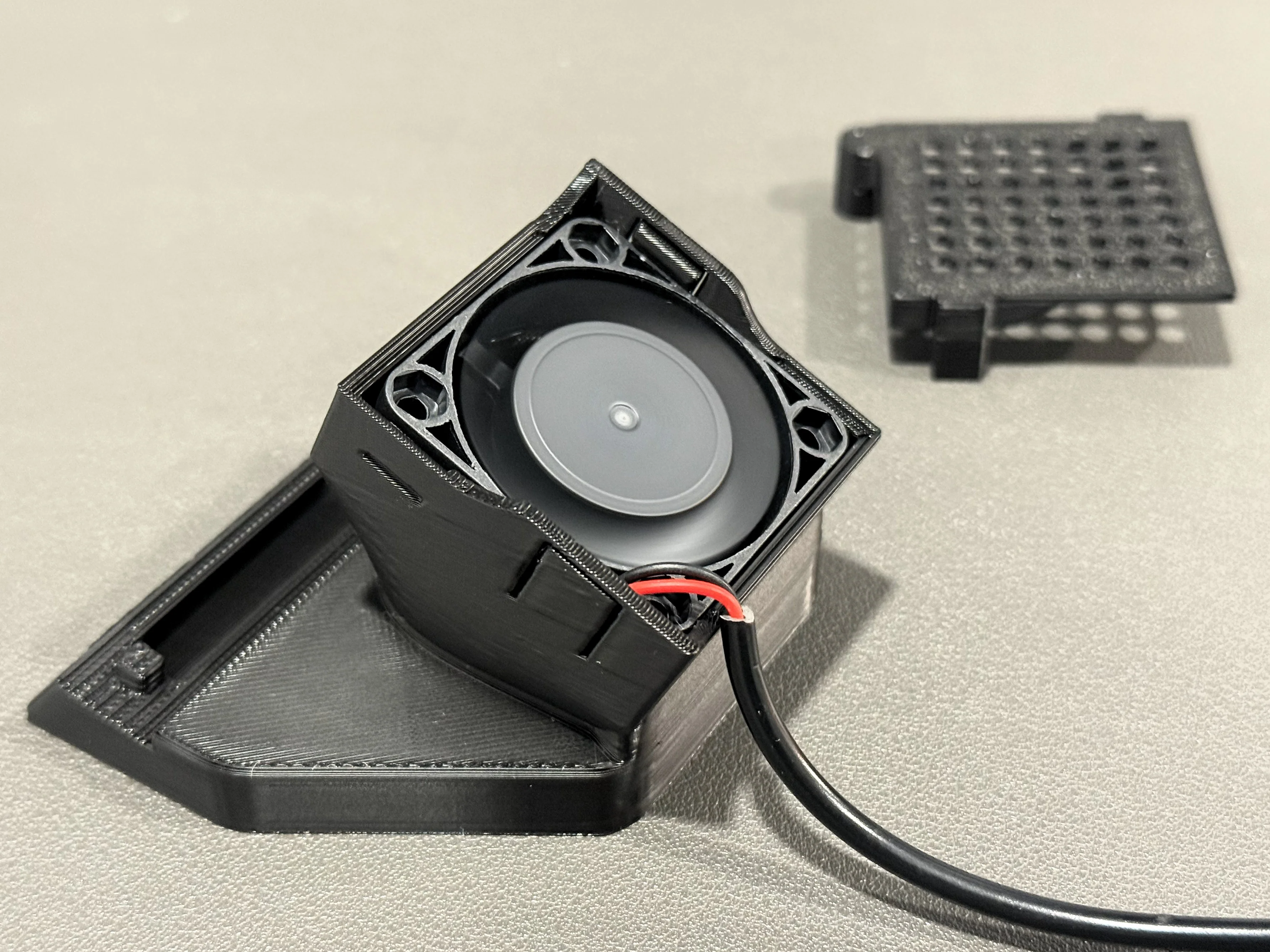 Cooling Stand for NerdMiner V2 & NMminer – 40mm USB Fan Included – Lower Temps - Image 6